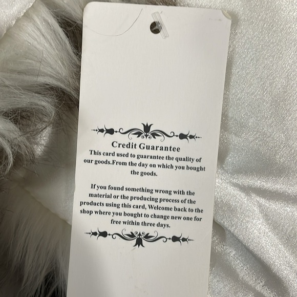 Wait for You! Faux Fur Wrap Stole - Picture 7 of 8